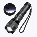 LUSQ Oplaadbare LED Zaklamp: 350m Bereik IP46